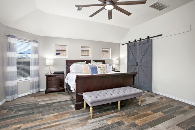 Building Photo - 3037 Broadhaven Dr