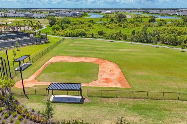 Building Photo - 3279 Hilltop Cir