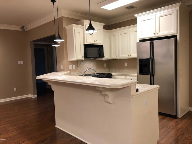 Building Photo - 112 Cherry Bark Ln