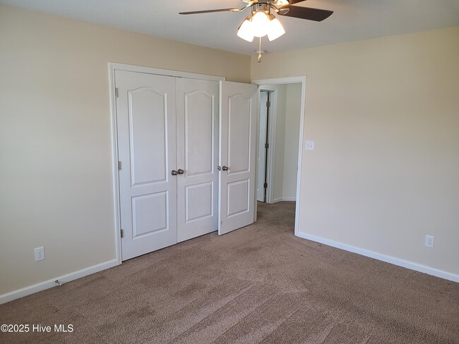 Building Photo - 110 Regatta Way