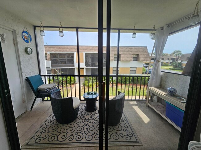 Building Photo - 2700 N Hwy A1A