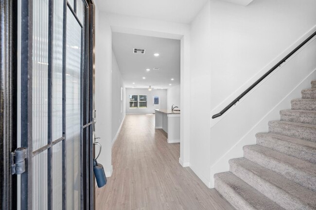 Building Photo - 5622 Fresh View Ct