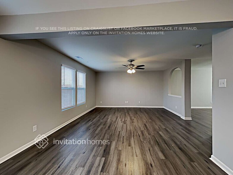 Building Photo - 1722 Bray Dr