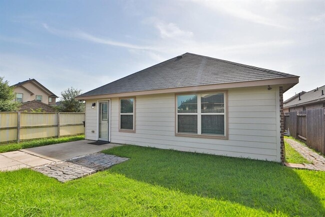 Building Photo - 12121 City Trek Ln