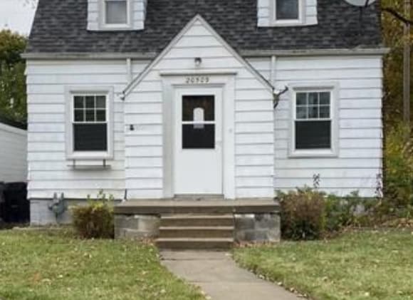 Building Photo - 20509 McCormick St