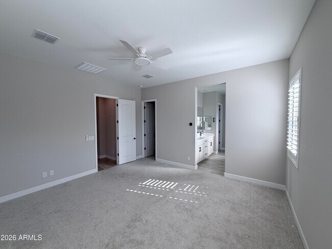 Building Photo - 4405 W Palace Sta Rd