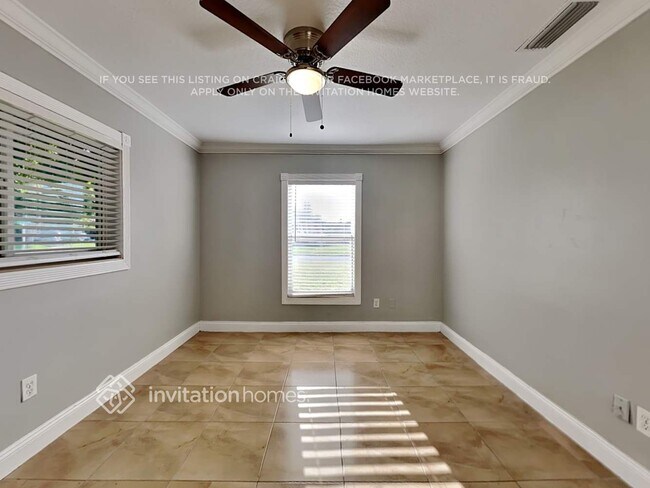 Building Photo - 151 Heron Pkwy