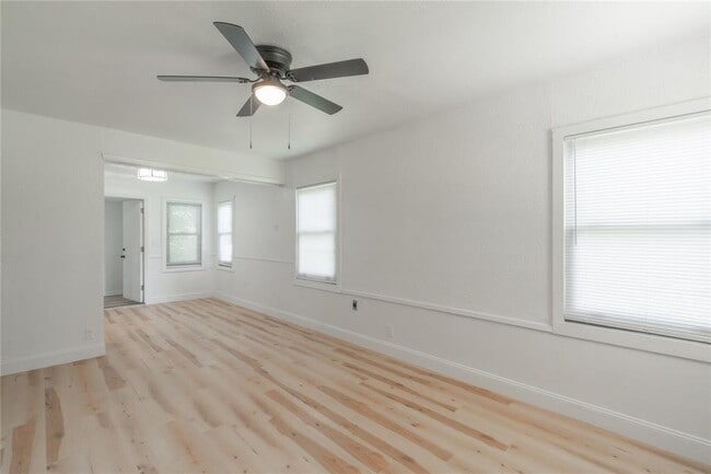 Building Photo - 508 Morrison Ave