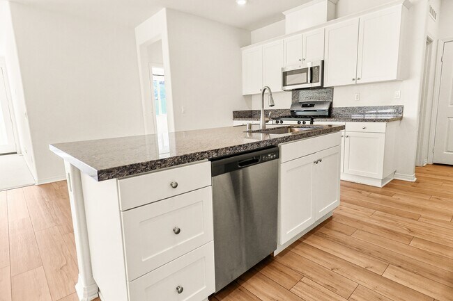 Building Photo - 29752 Wolf Glen Ct
