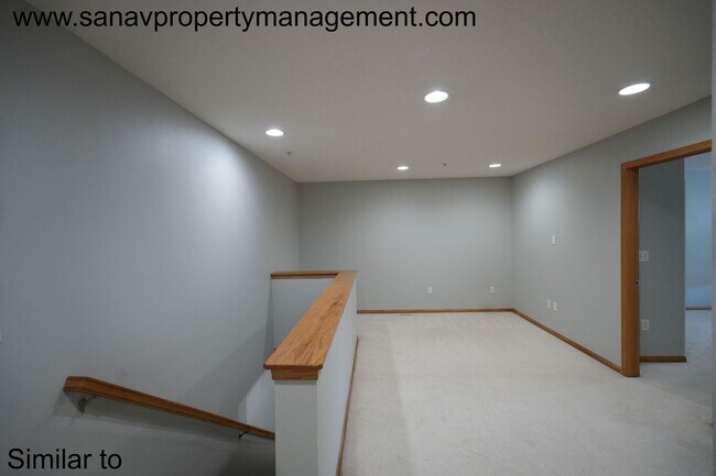 Building Photo - 615 87th St