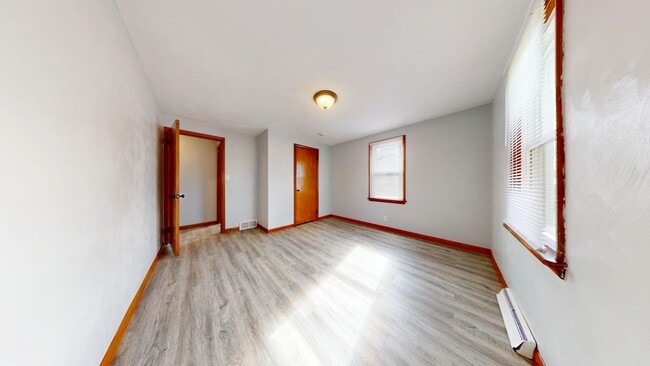 Building Photo - Madison ranch with basement, 1 car garage