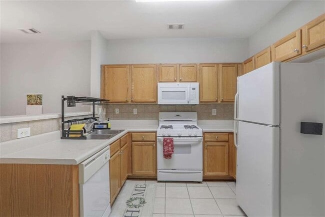 Building Photo - 3304 Hidden Cove Cir NW