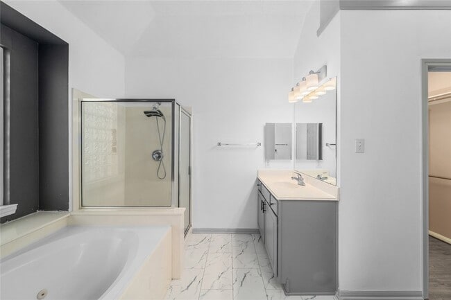 Building Photo - 11543 Valley Pike Ct