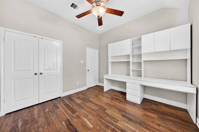Building Photo - 19202 Presa Canyon Dr