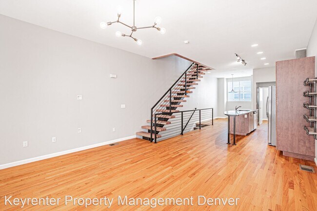 Building Photo - 2 br, 2.5 bath House - 1473 27th Street