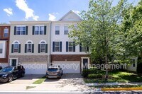 Building Photo - 16021 Pitner St