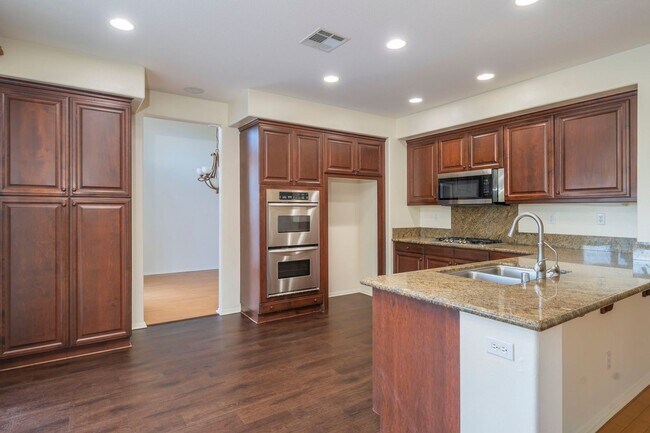 Building Photo - 21603 Glen Canyon Pl