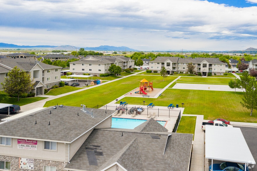 A Friendly Community - Oak Meadows