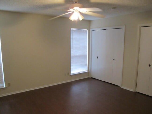 Building Photo - 8111 Ceberry Dr
