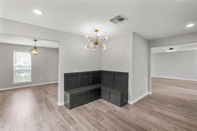 Building Photo - 4523 Waterfall Way
