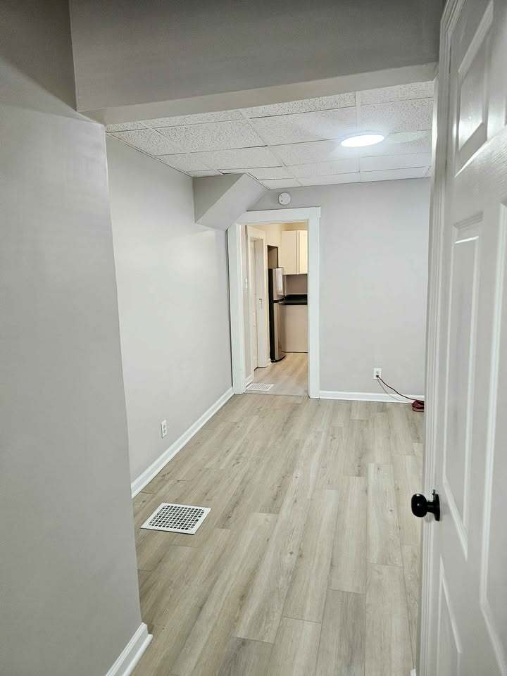 Building Photo - 313 Elm St