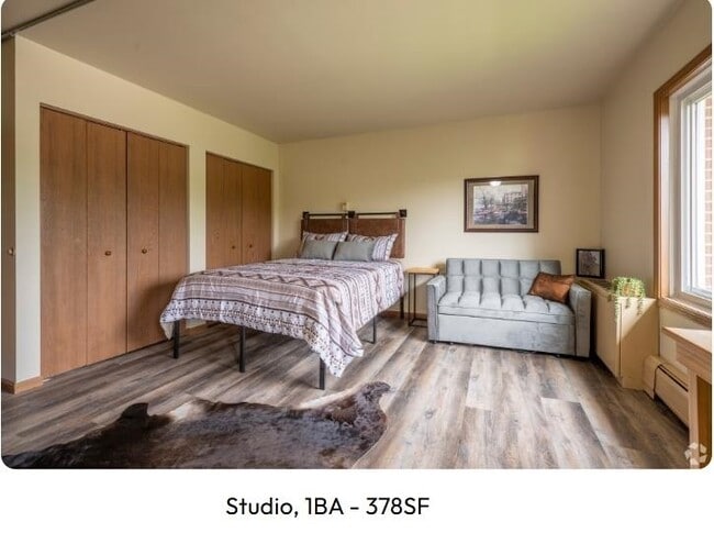 Building Photo - 605 Chase Blvd