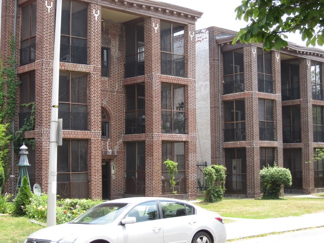 Building Photo - Apartments at 2107-2111 Park Ave