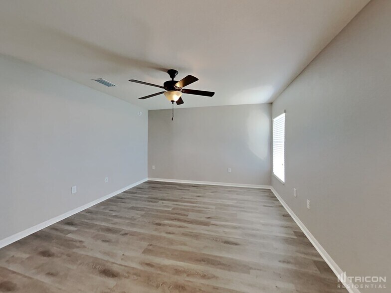 Building Photo - 3311 Mahogany Pointe Loop