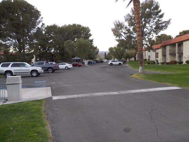 Building Photo - 9651 Spyglass Ave