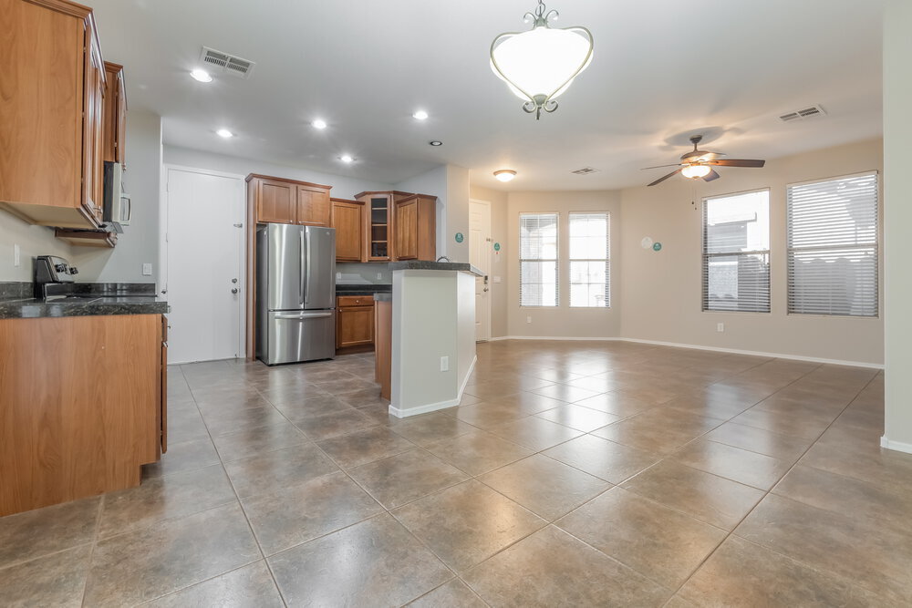 Building Photo - 3874 E Kesler Ln