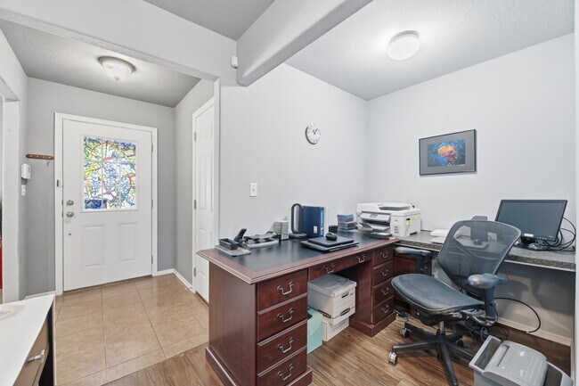 Building Photo - 15208 E 108th Pl N