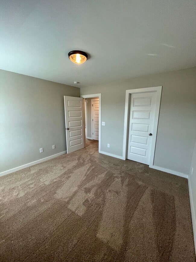 Building Photo - Home for Rent in Calera, AL!!! Available to View with 48 Hour Notice!!!