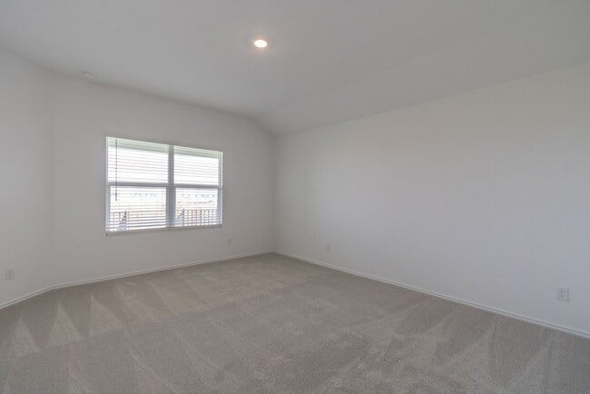 Building Photo - 157 Seminole Dr