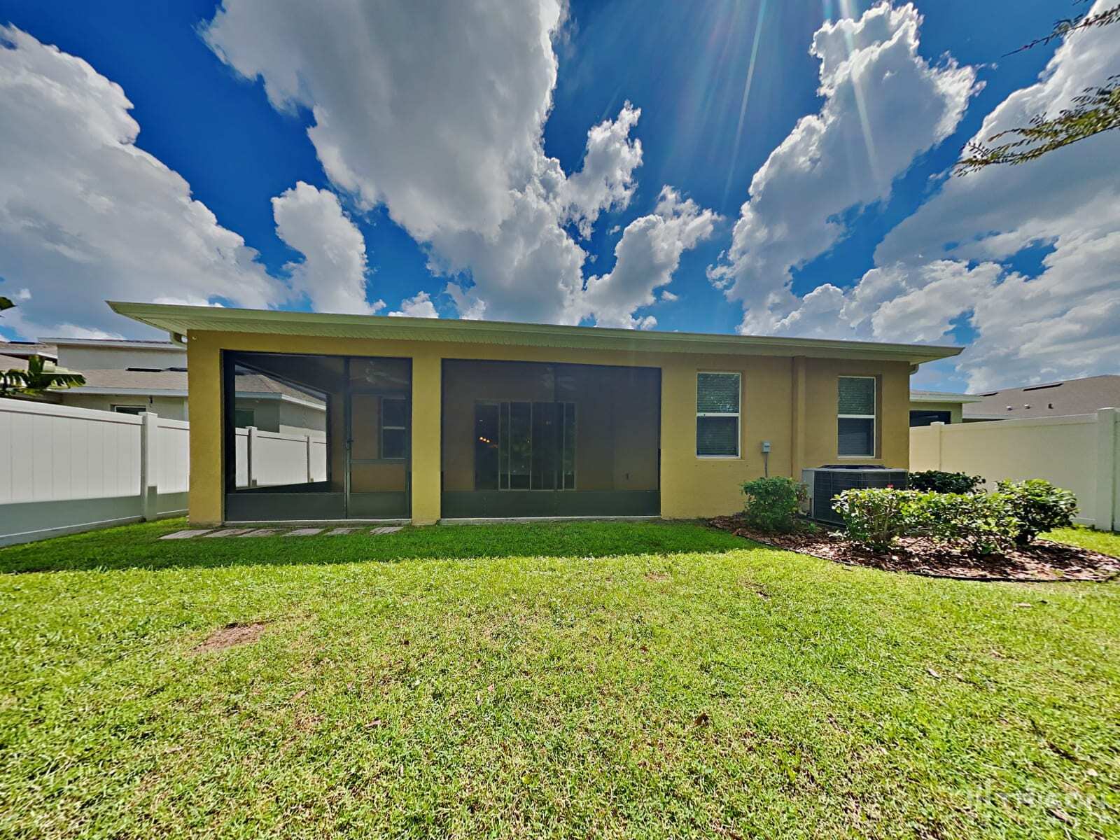Building Photo - 11417 Warren Oaks Pl