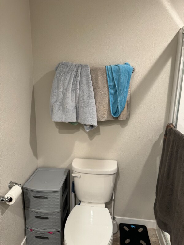 Building Photo - 162 SW Howard Pl N