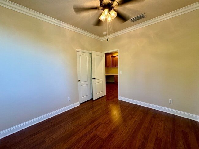 Building Photo - Beautiful Four-Bedroom Home Available in Folsom!