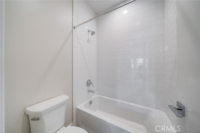 Building Photo - 716 Olivier Dr