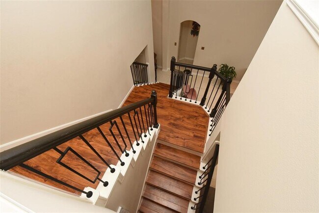 Building Photo - 18719 Racquet Sports Way