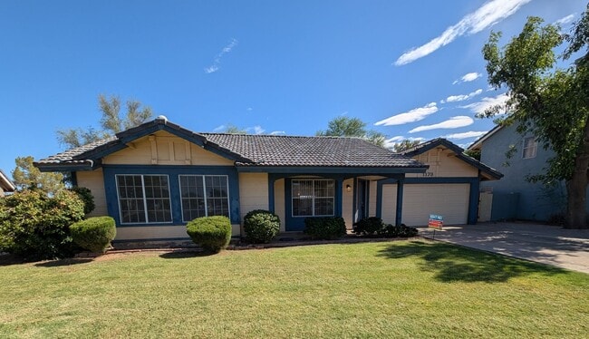 Building Photo - 3 Bedroom Home in the Canyon Run at the Pr...