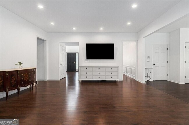 Building Photo - 505 Stedford Ln