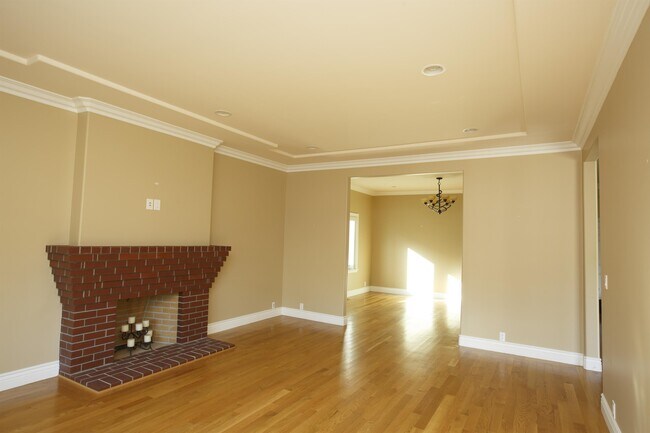Building Photo - 144 Costa Rica Ave
