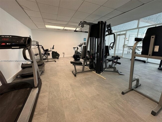 Building Photo - 484 NW 165th St