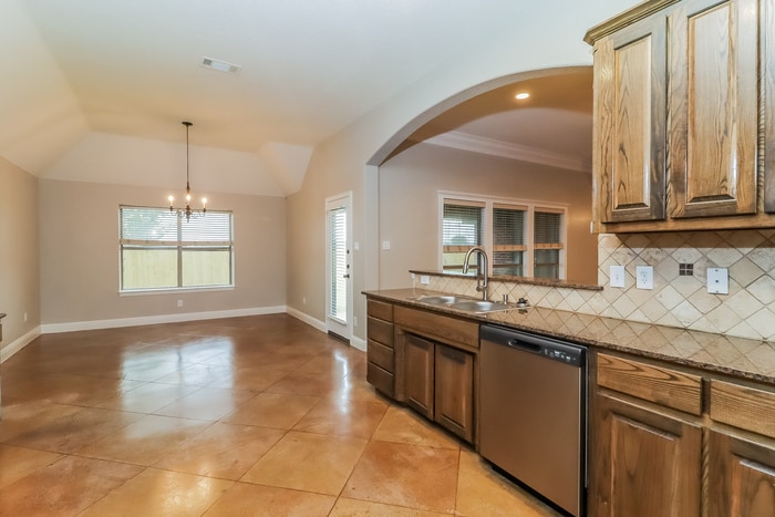 Building Photo - 330 Spyglass Dr