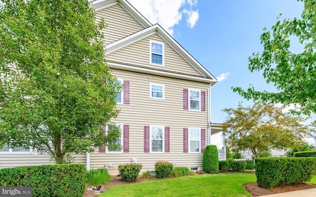 Building Photo - 310 Katie Ln