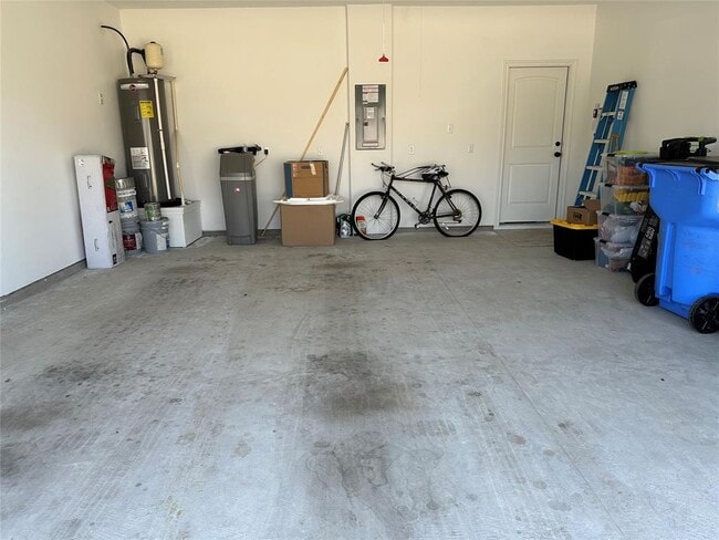 Building Photo - 19320 Forman Dr