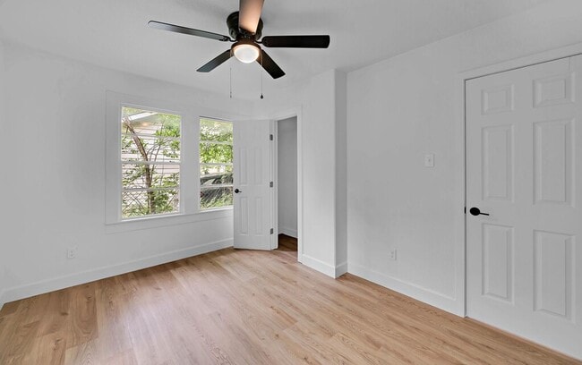 Building Photo - Newly remodeled 3 bedroom/2 baths coming s...