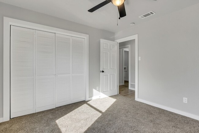 Building Photo - 1426 Cumberland Rd