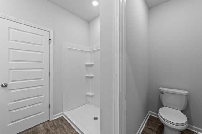 Building Photo - 136 Talladega Dr
