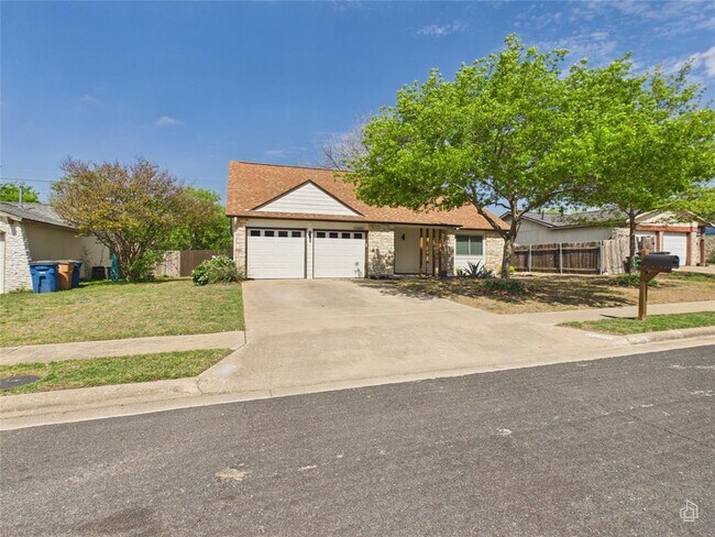 Building Photo - 12600 Esplanade St