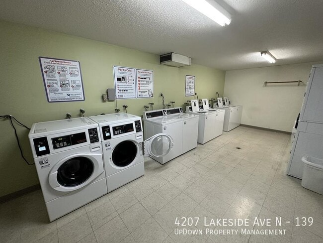 Building Photo - 4207 Lakeside Ave N